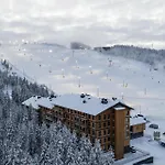 Arctic Echo D21 Ski-in Ski-out By Aavalevi *